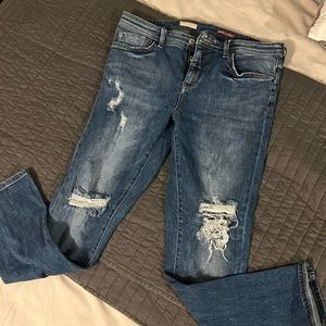 Pilcro distressed ankle jeans